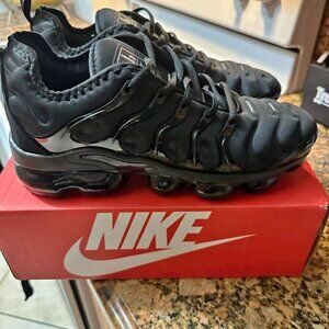 Nike Air Vapormax Plus